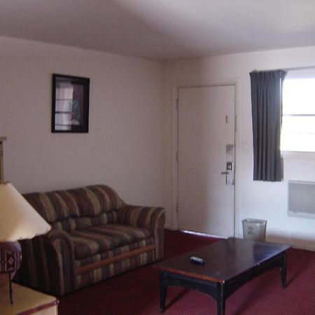 Pow Wow Inn Tucumcari Quarto foto